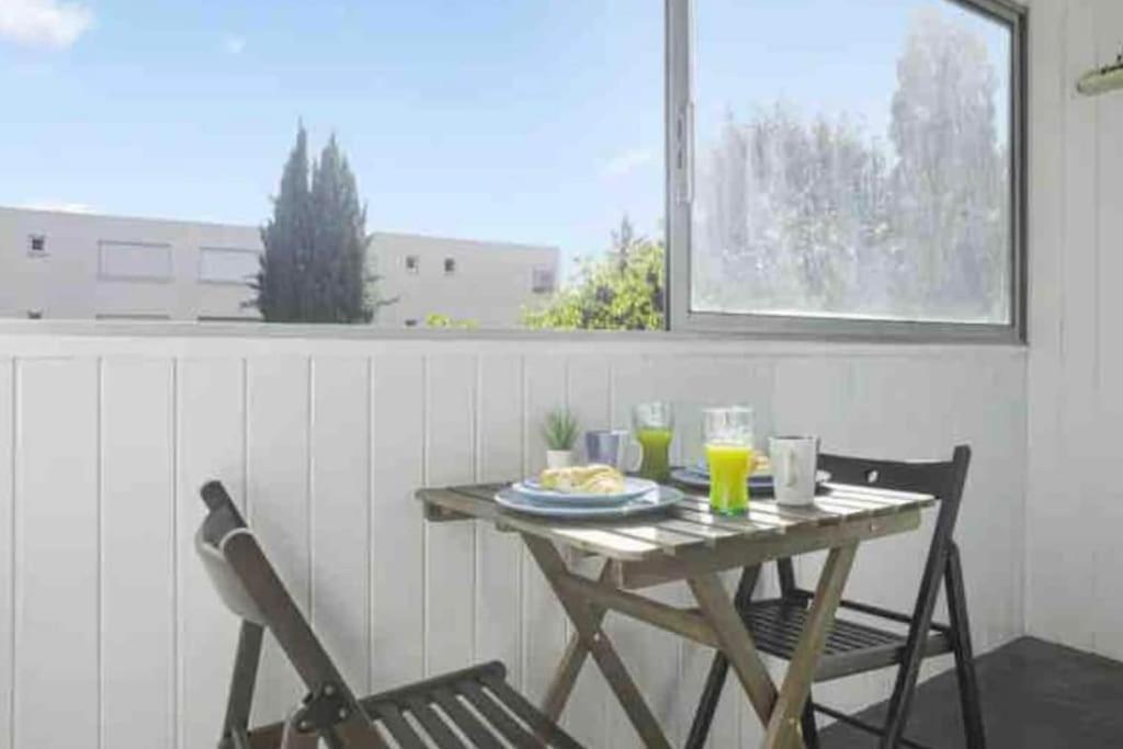 T2 Avec Loggia A 10 Min Du Centre De Apartment