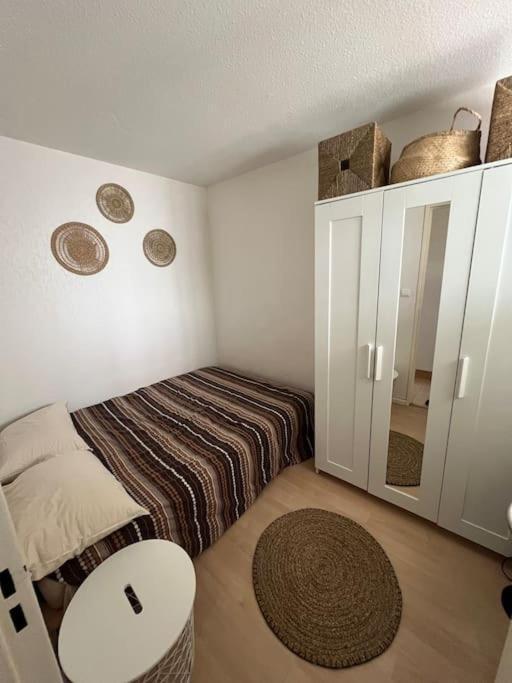 Apartment T2 Avec Loggia A 10 Min Du Centre De *