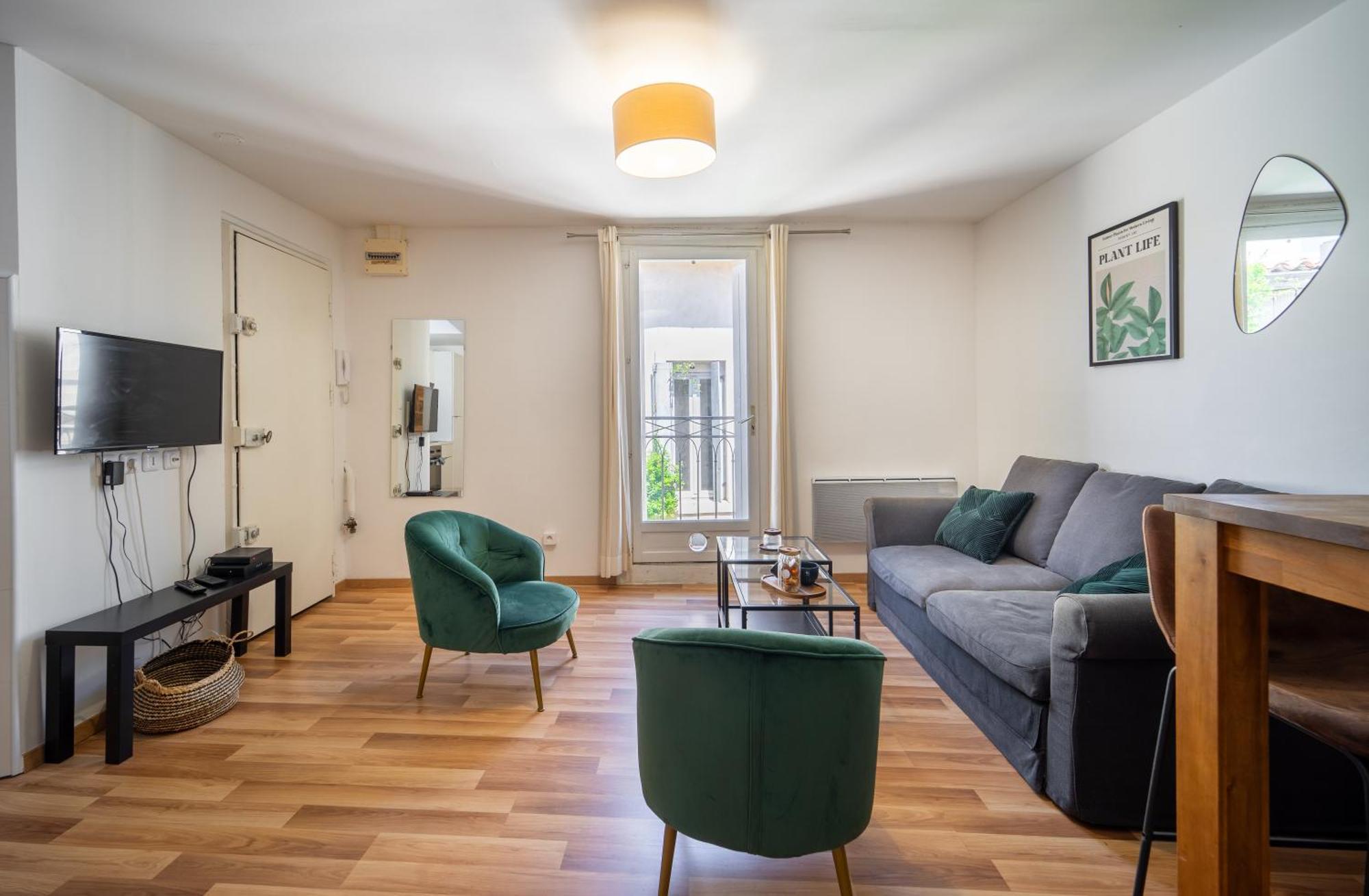 Le Nid - Spacieux, Equipe & Climatisation Apartment *