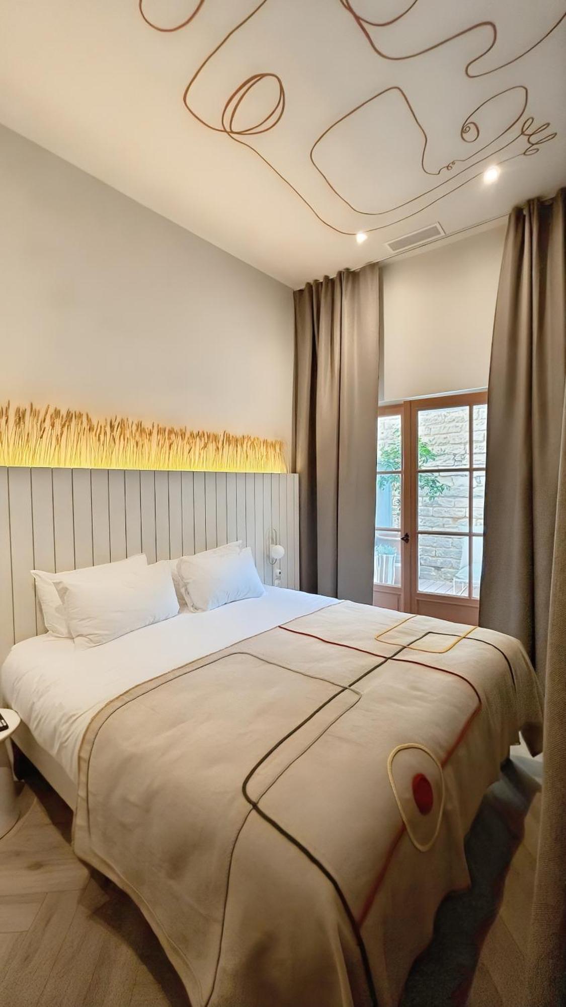 M Soleil - Centre Saint Roch 4*