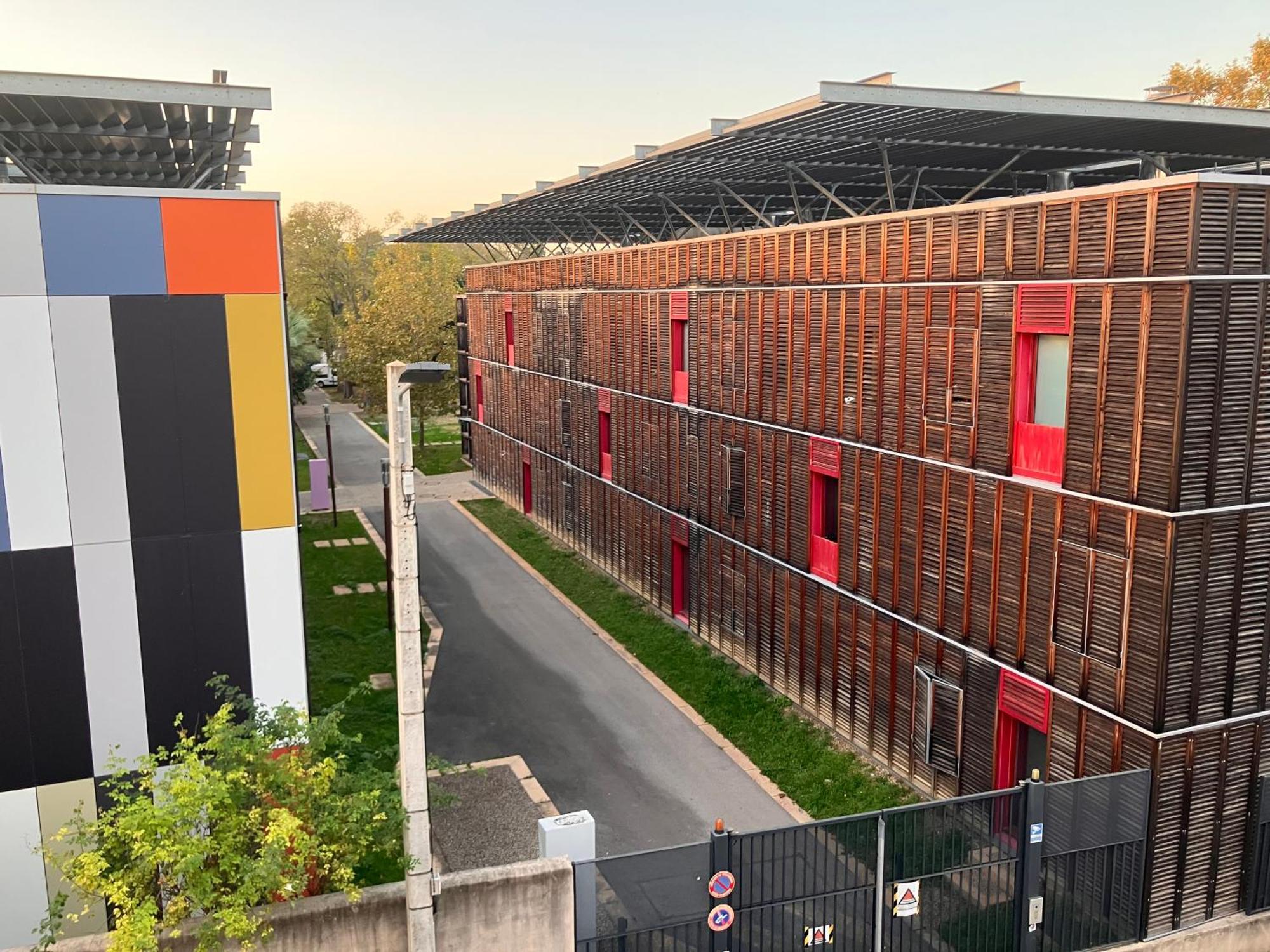 Appartement T2 Beaux Arts Parking Prive Gratuit Montpellier
