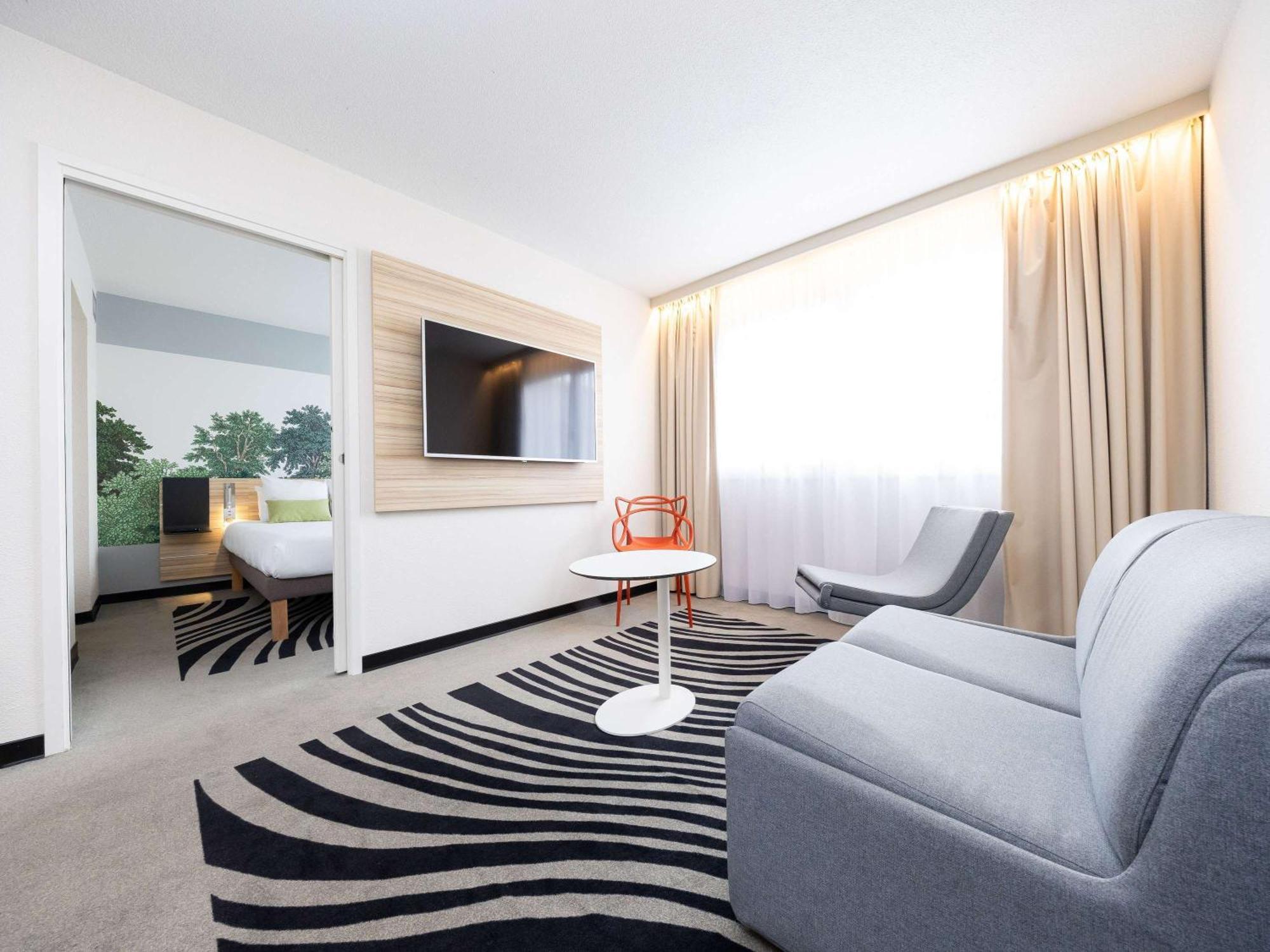 Hotel Novotel Antigone 4*