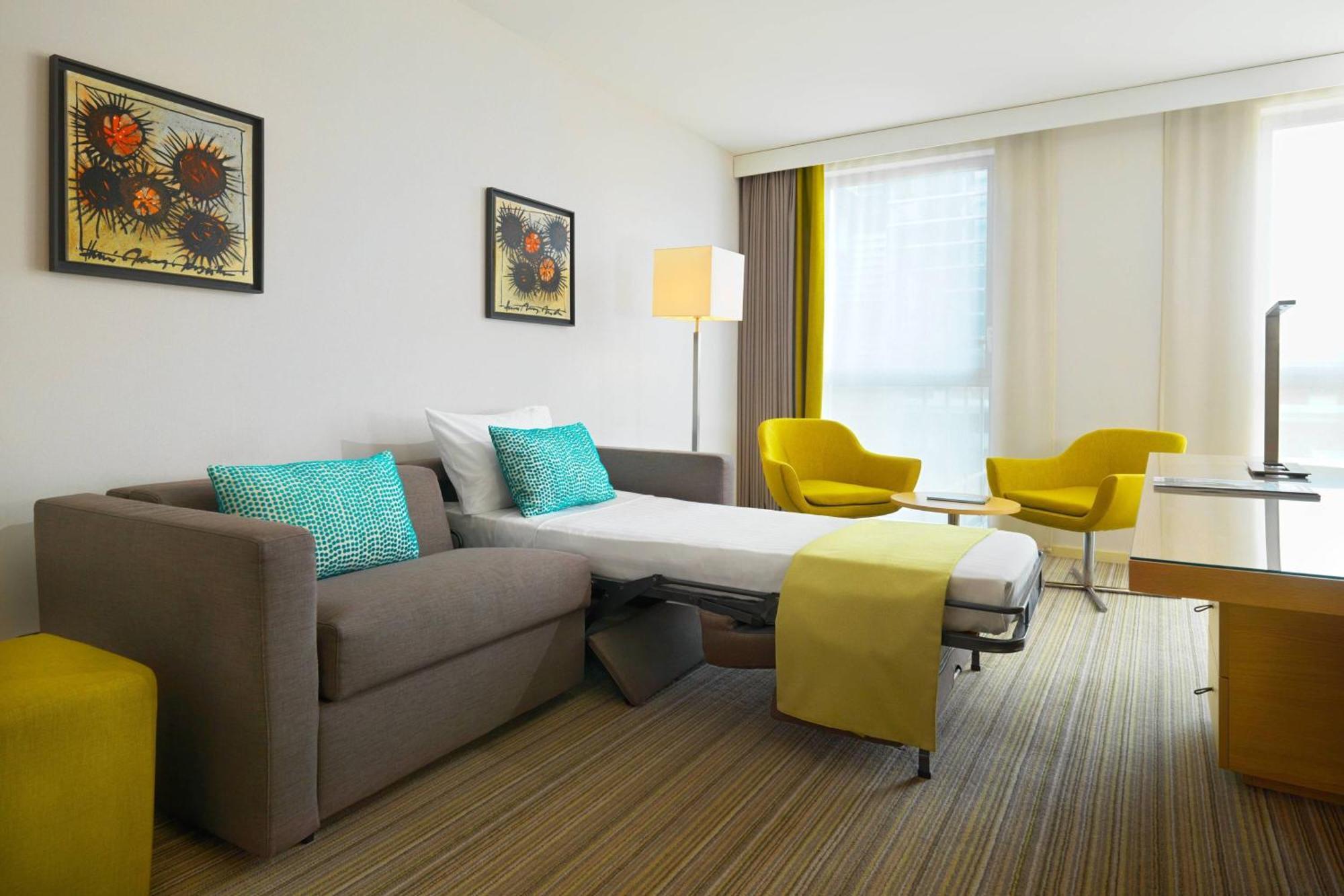 Courtyard By Marriott 4*