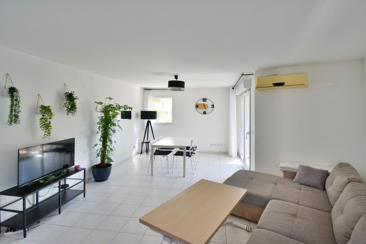 Apartment Le Preville Avec Terrasse Et Parking Gratuit