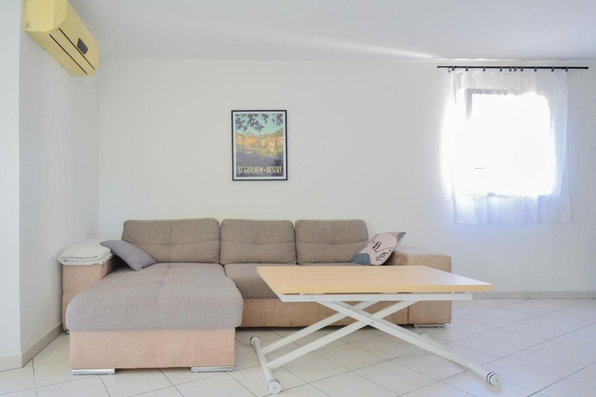 Apartment Le Preville Avec Terrasse Et Parking Gratuit *