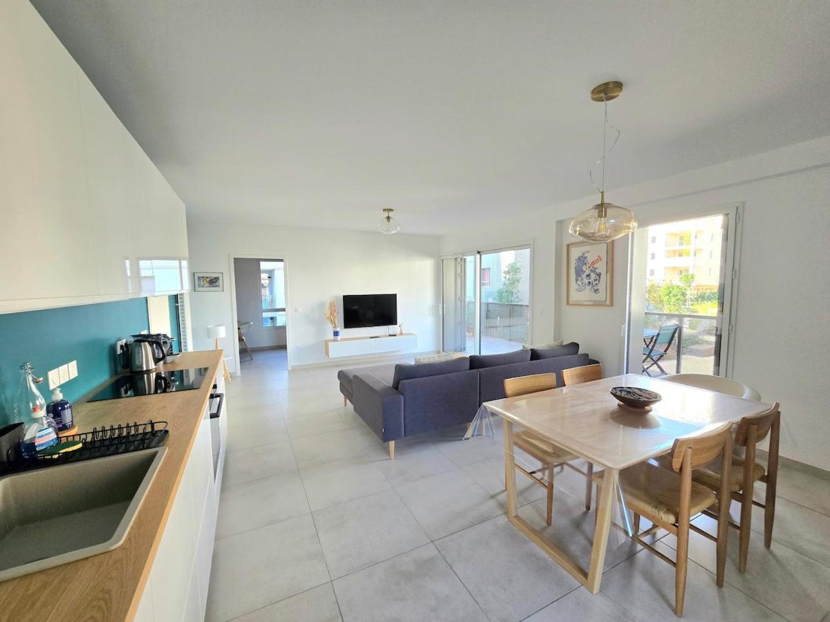 Appartement Pavlova : Calme, Vue, Elegant, Spacieux, Sur Et Central Montpellier