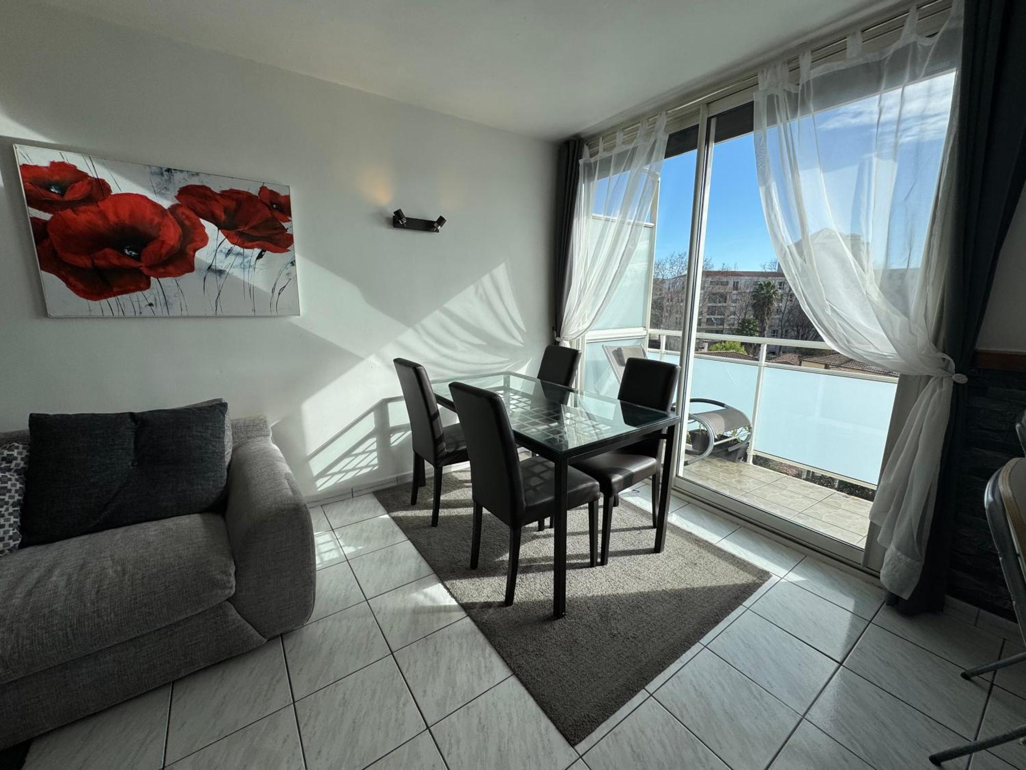 Apartment Vintage Port Marianne Montpellier