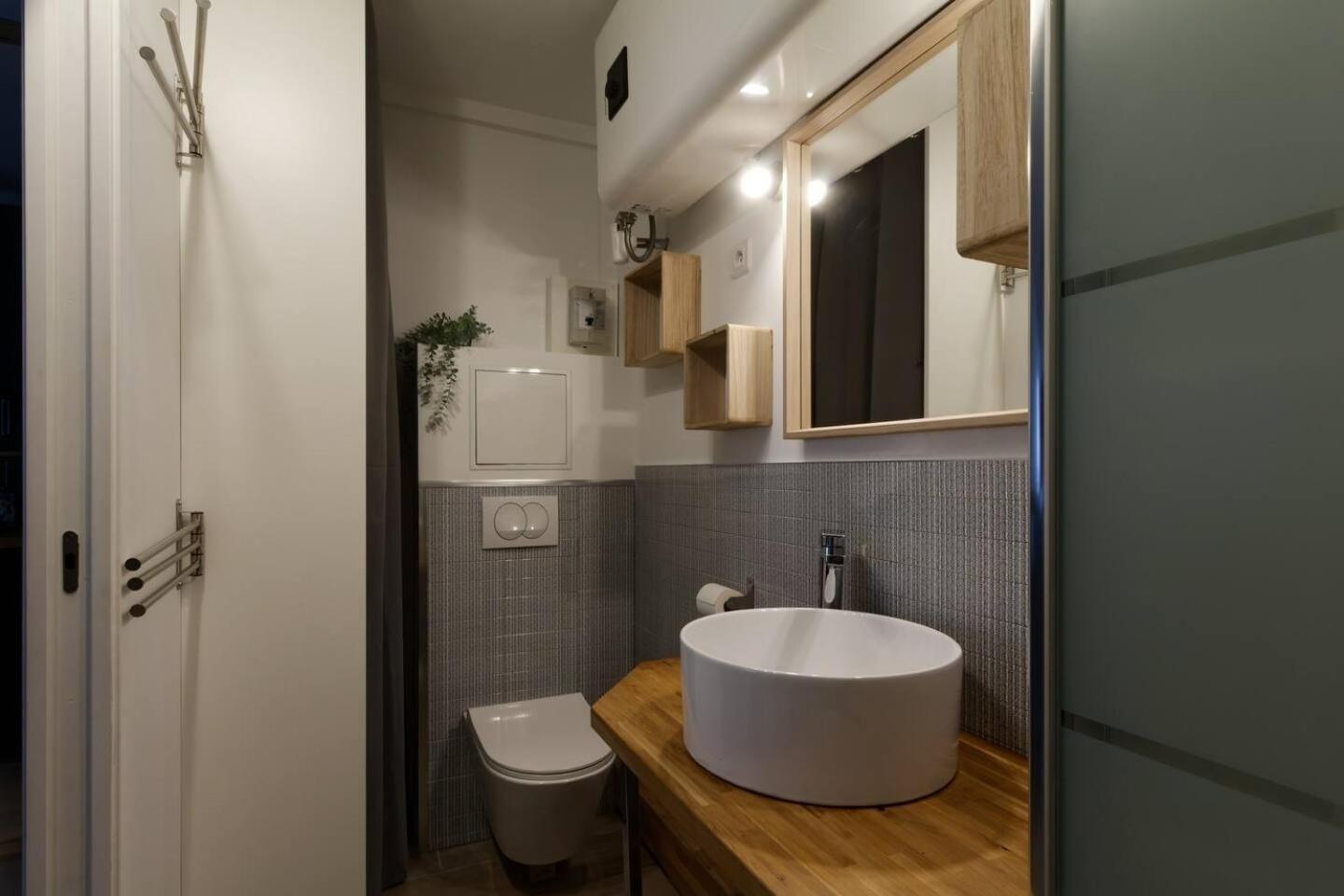 Manon, 2 Ch, Parking, Tram Croix D'argent Au Pied, Sleep-in-montpellier Appartement