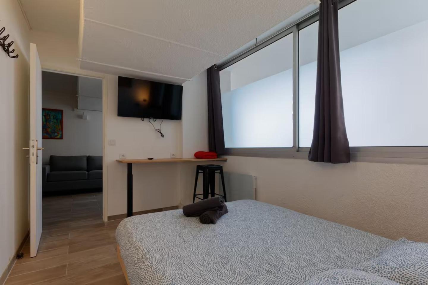 Appartement Manon, 2 Ch, Parking, Tram Croix D'argent Au Pied, Sleep-in-montpellier *