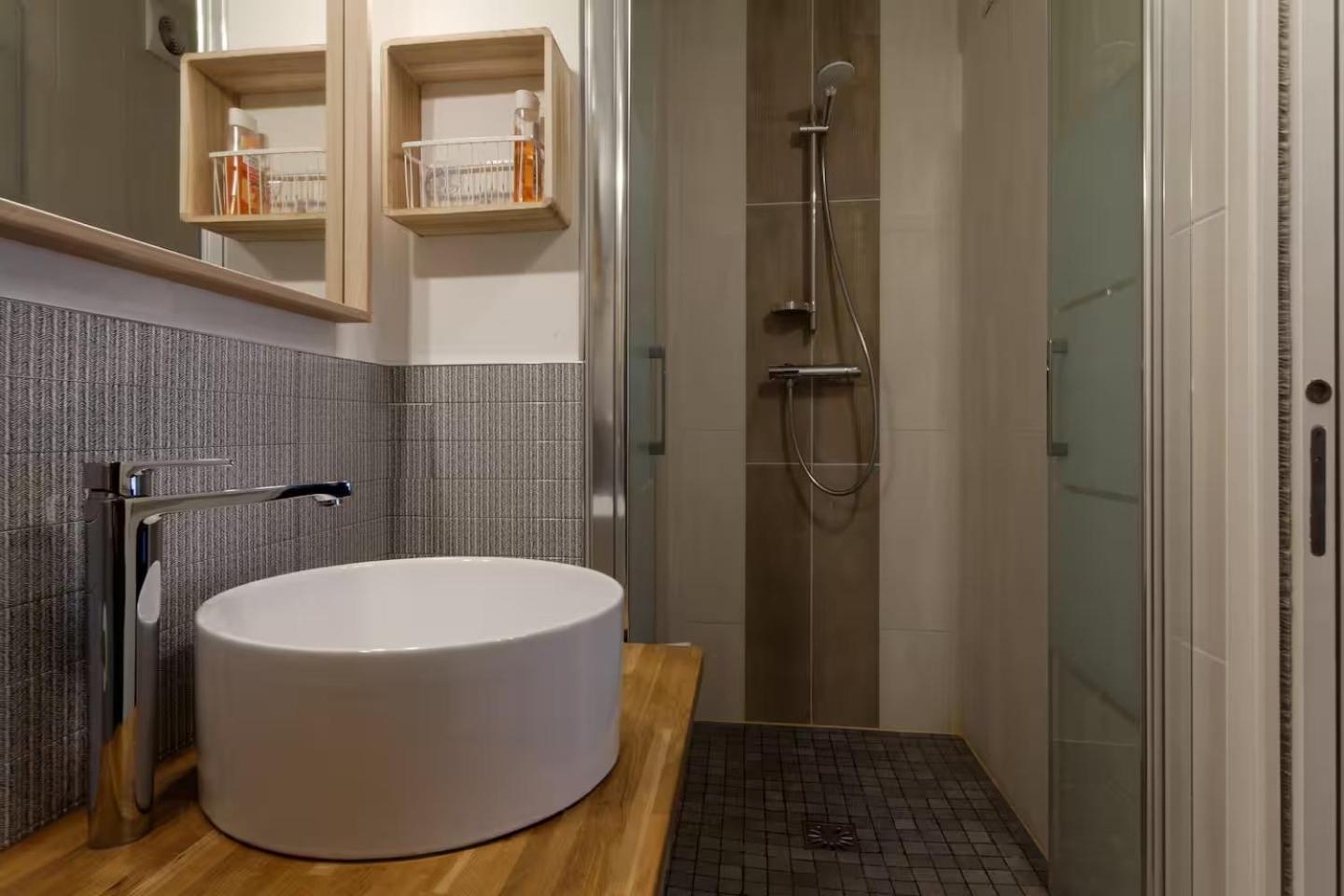 Manon, 2 Ch, Parking, Tram Croix D'argent Au Pied, Sleep-in-montpellier Appartement *