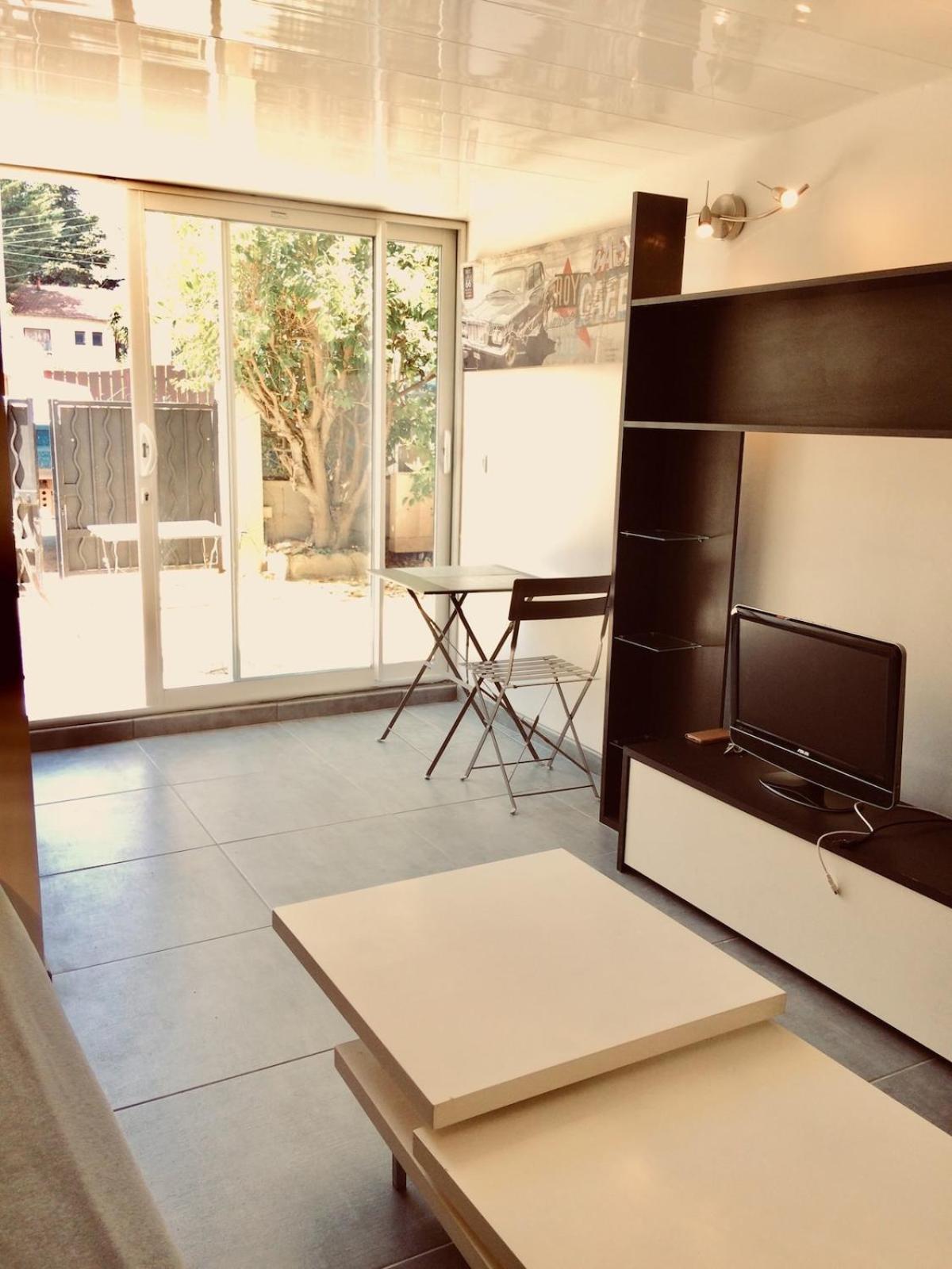 Comfortable Studio-from Center And Beaches Appartement *
