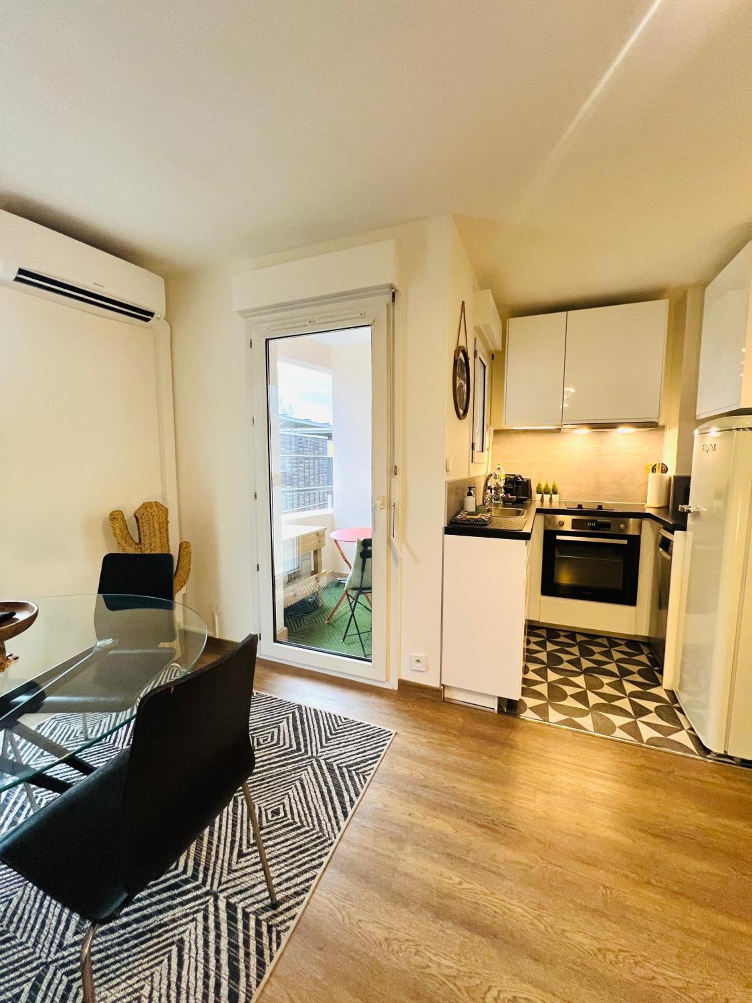 Appartement T2 Beaux Arts Parking Prive Gratuit