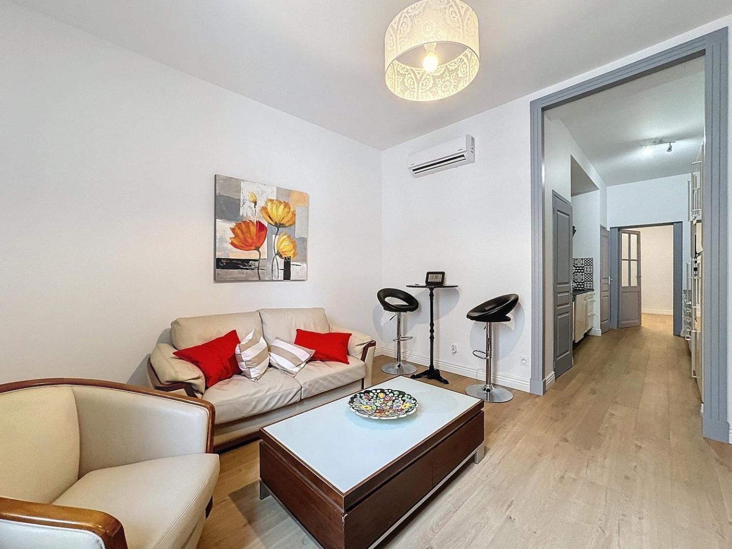 Le Saint Roch Apartment *