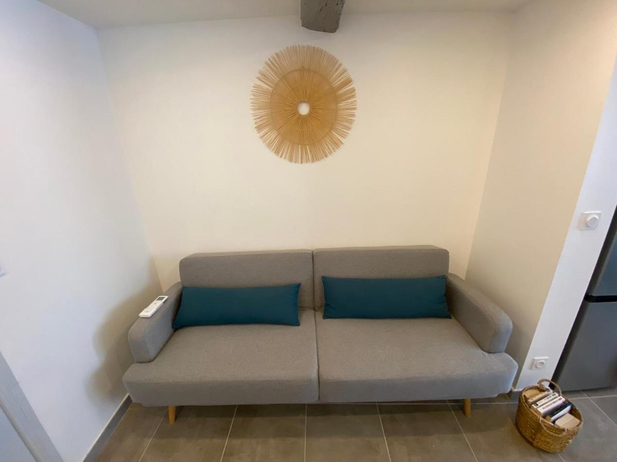 Superbe Climatisé Avec Patio *