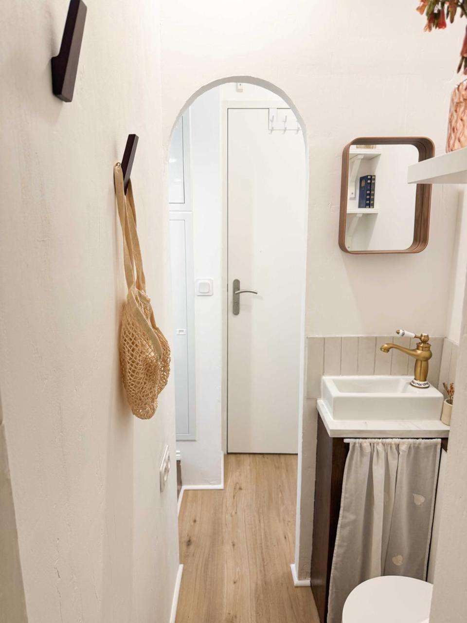 Appartement Beautiful Close Place De La Comedie In Center *