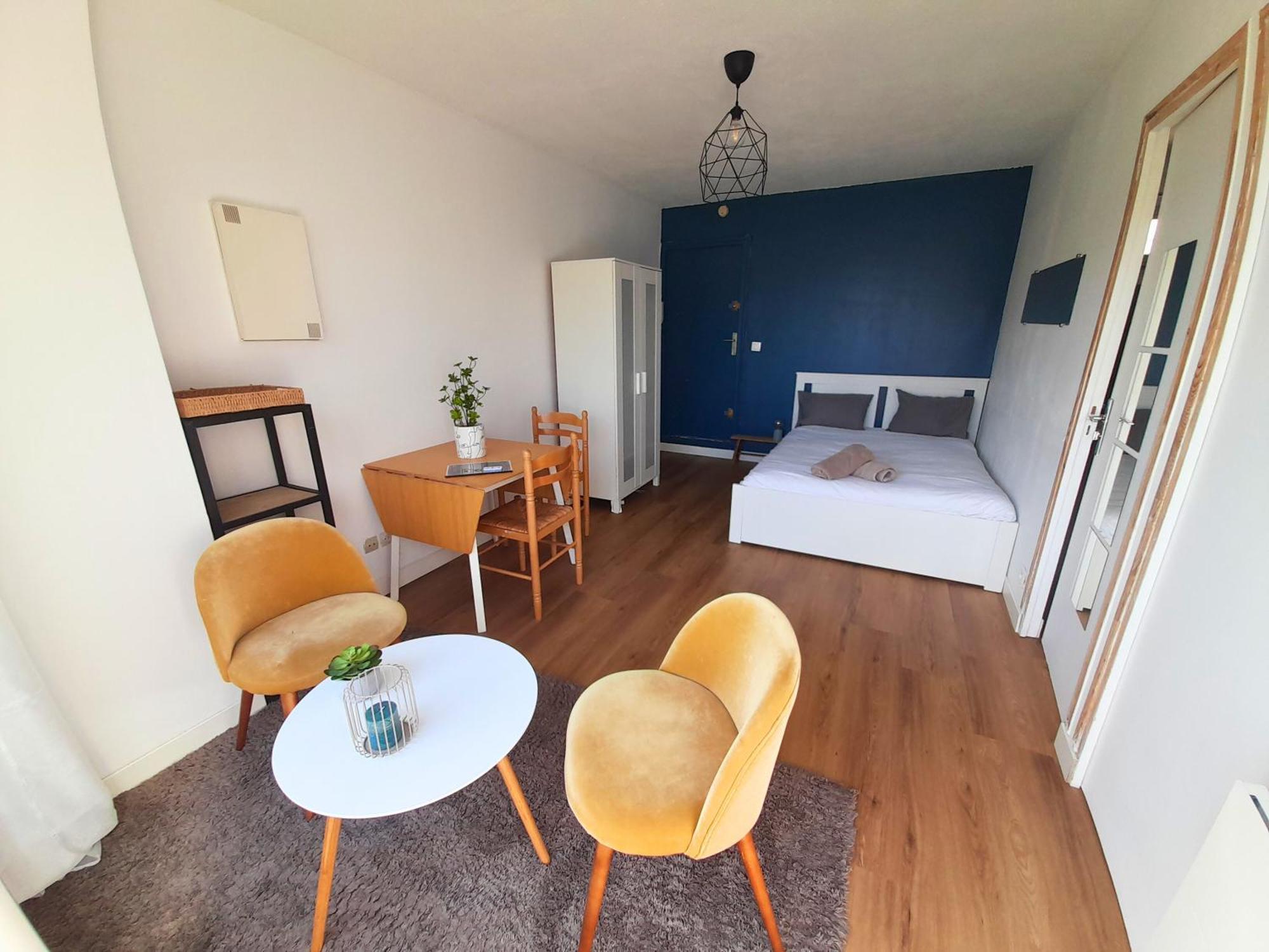 T1 Cosy- Terrasse - Parking Gratuit Apartment *