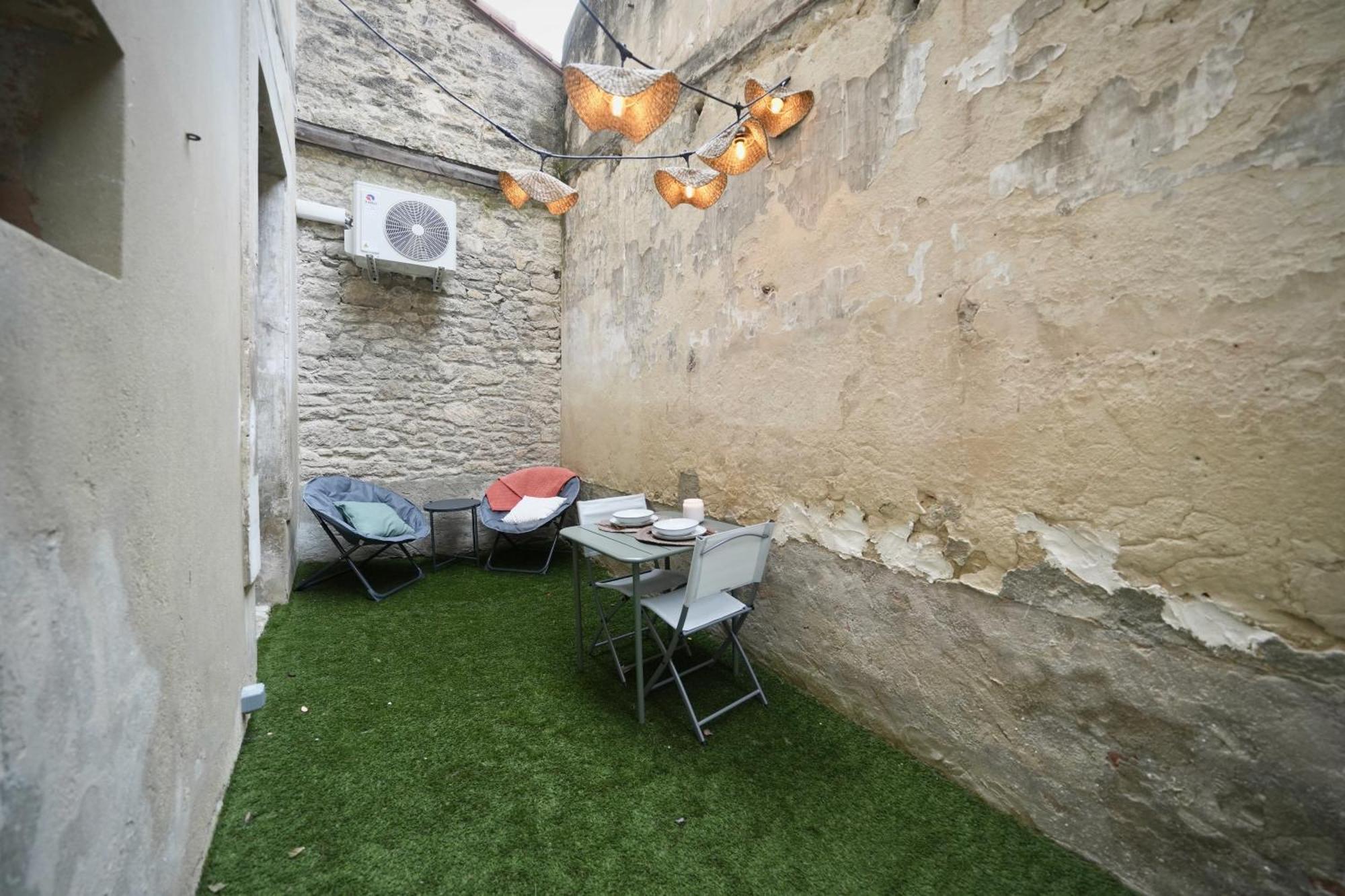 Apartment Wild & Cour Privee Au Coeur De