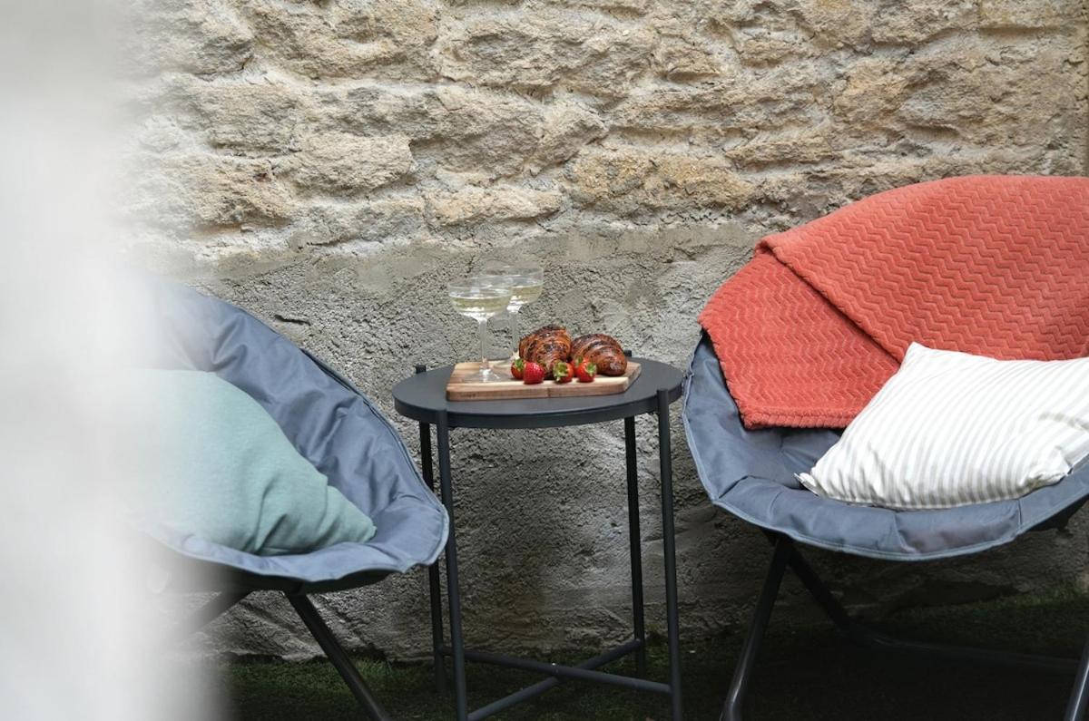 Wild & Cour Privee Au Coeur De Apartment *