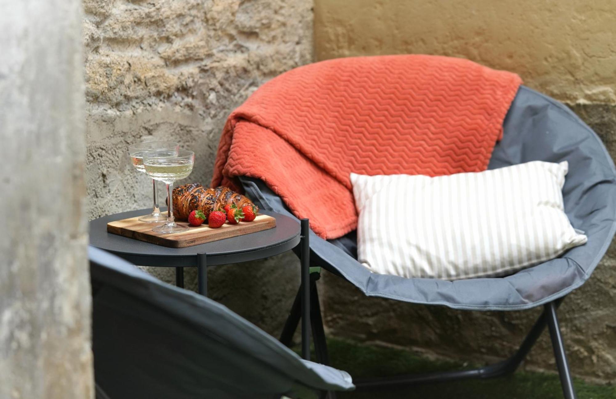 Wild & Cour Privee Au Coeur De Apartment *