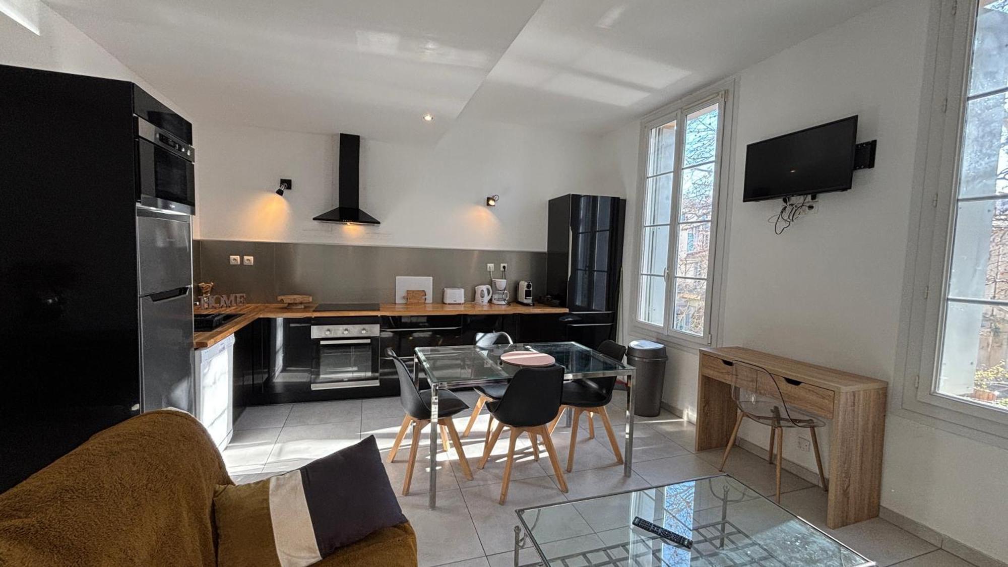 Appartement 3 Pieces Au Coeur Du Vieux