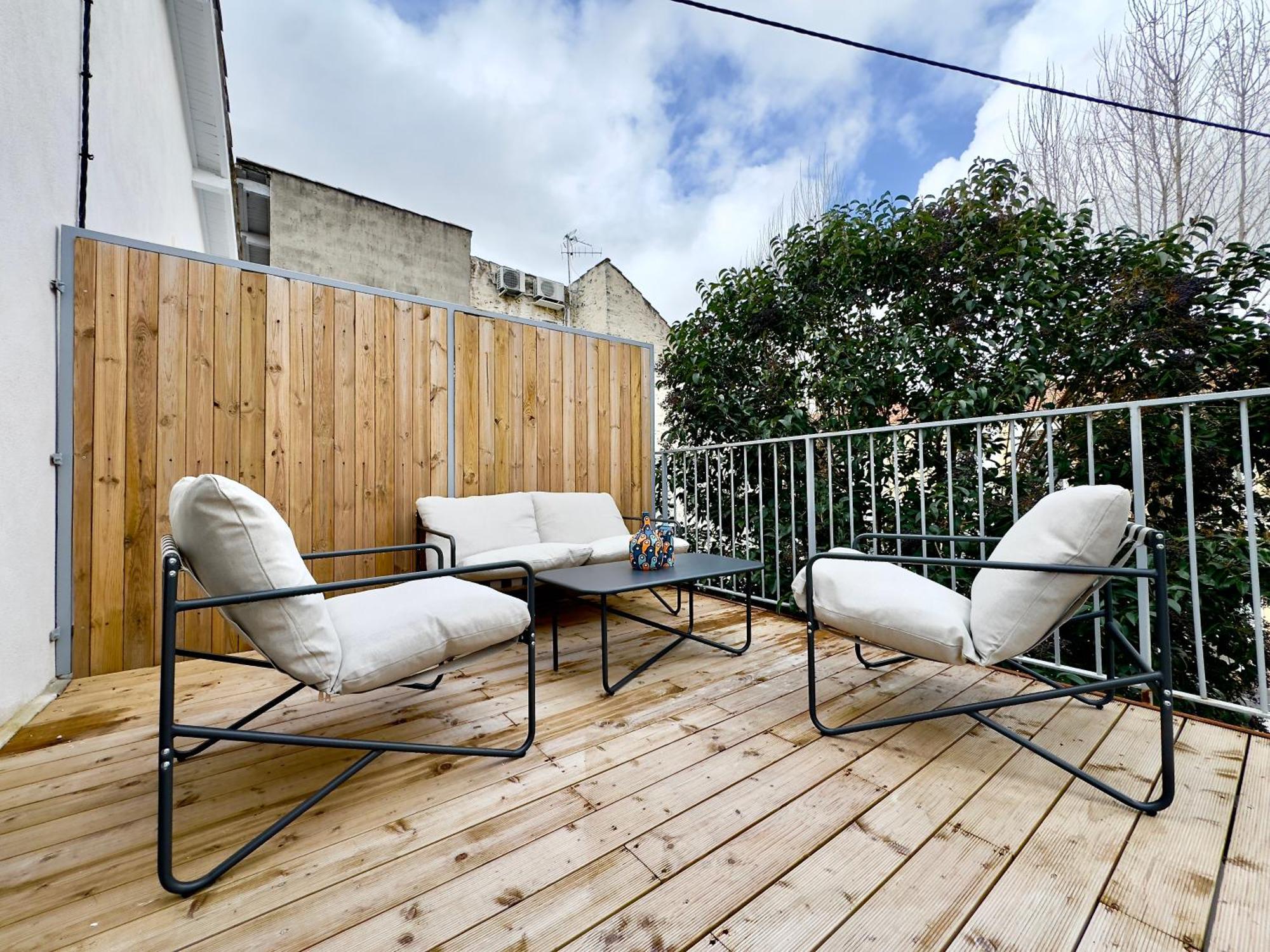 Appartement Loft - 10 Min Du Centre - Terrasse - Parking