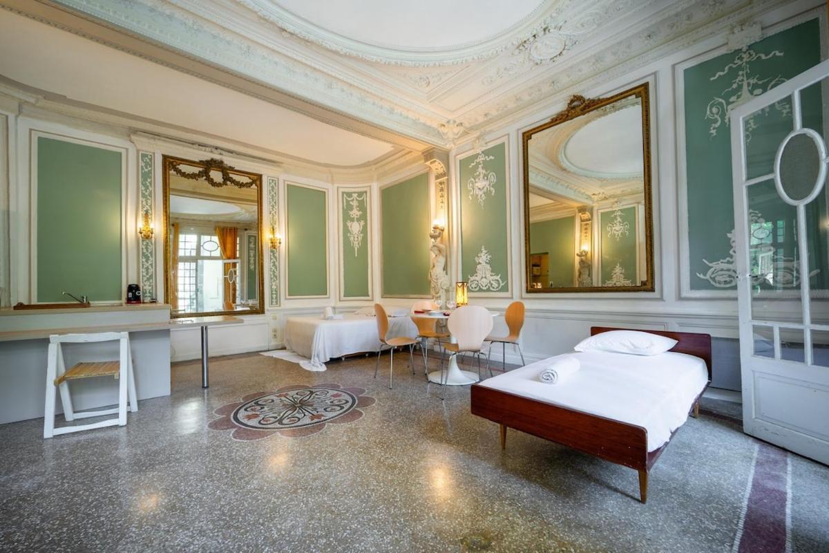 Le Versailles Unique Et Charme Apartment *