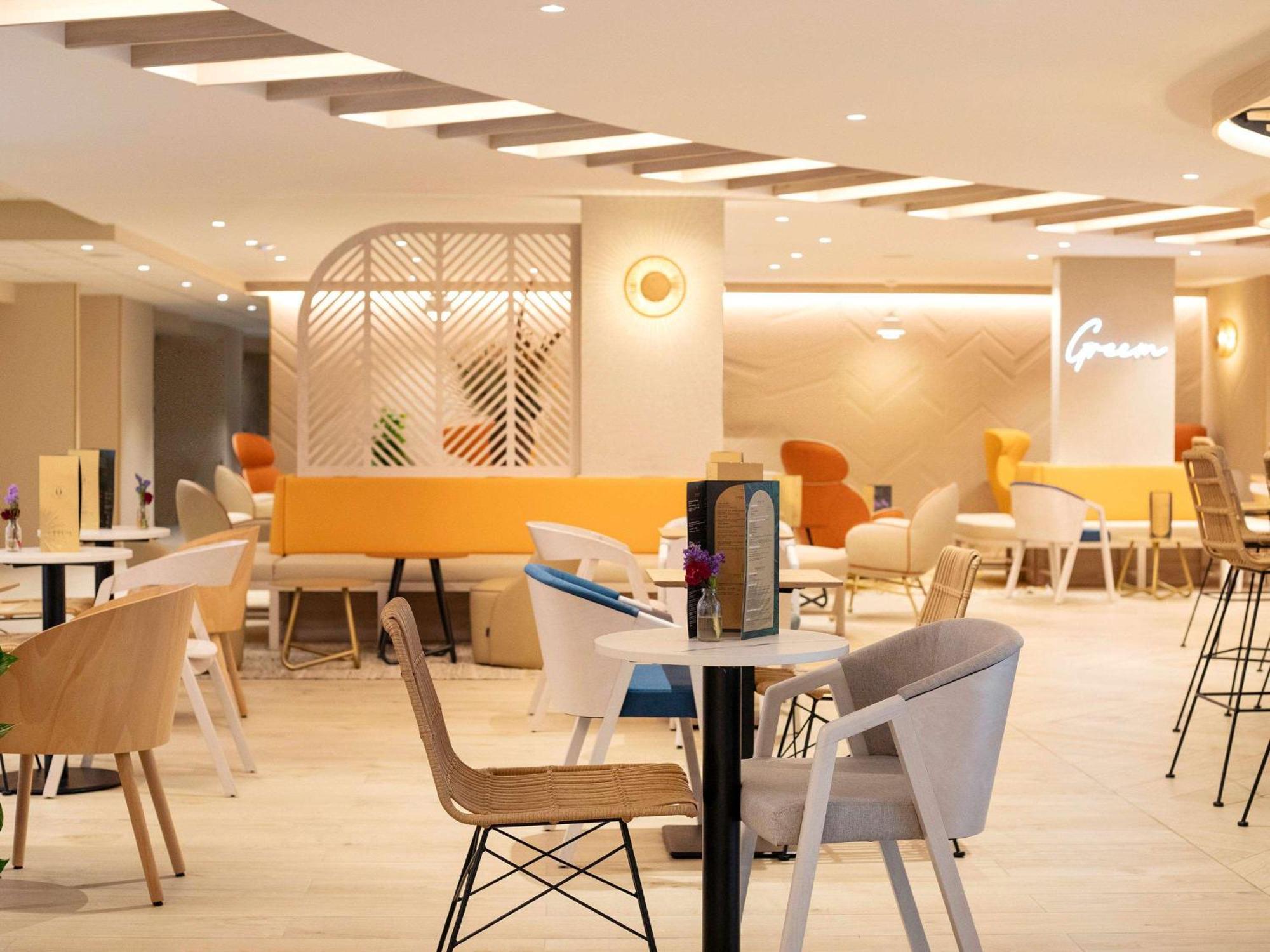 Novotel Hotel 4*