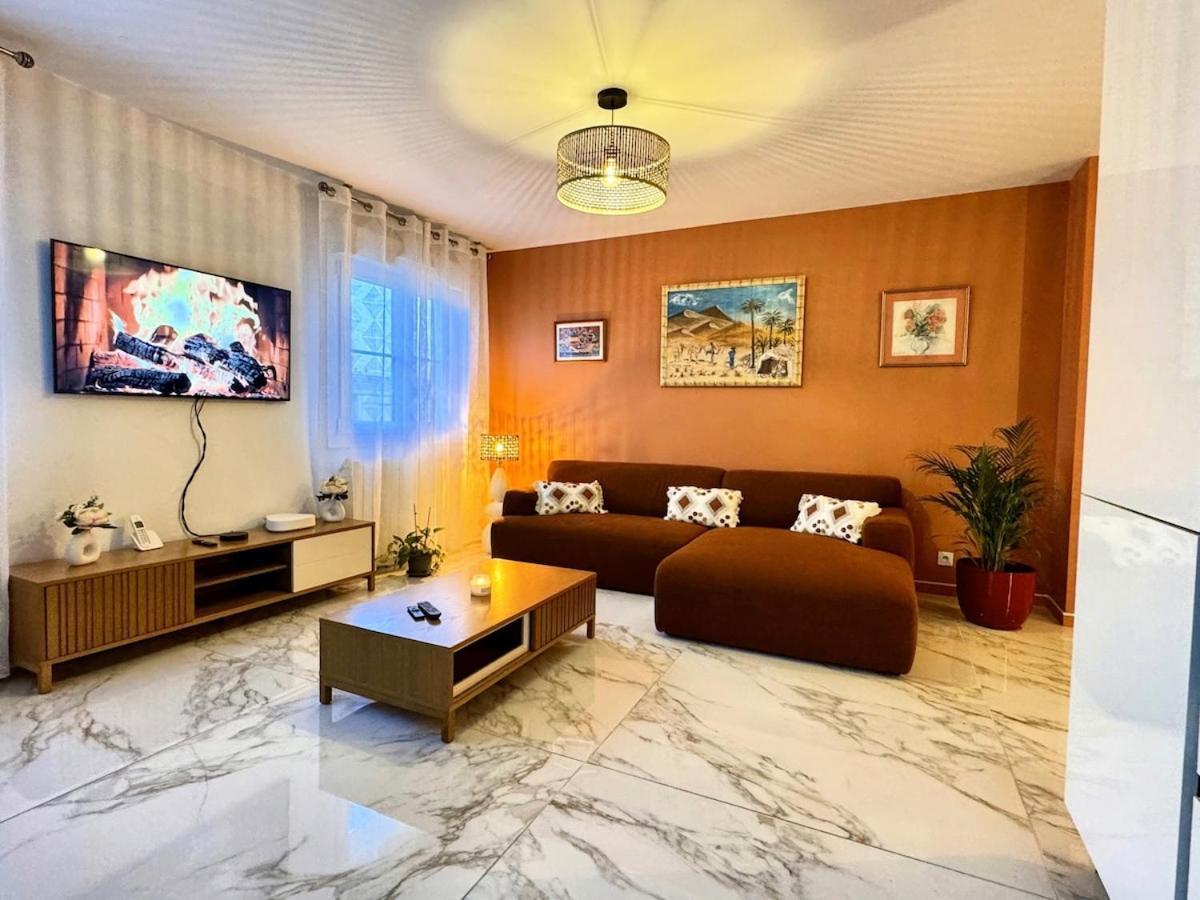 Trigone Premium 4 Stars