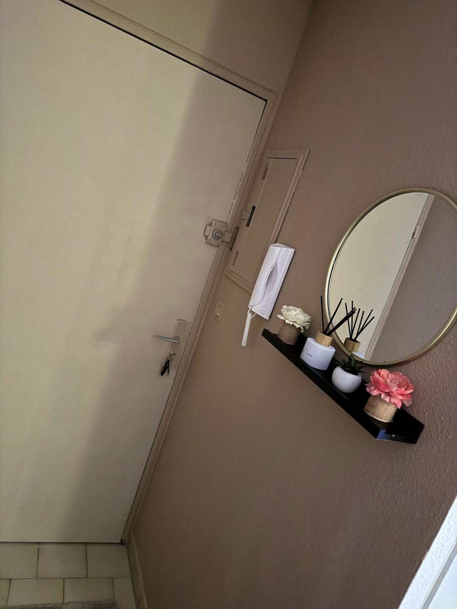 Apartment T2 Plein Sud Clim Wifi Terrasse De 16m2 Montpellier