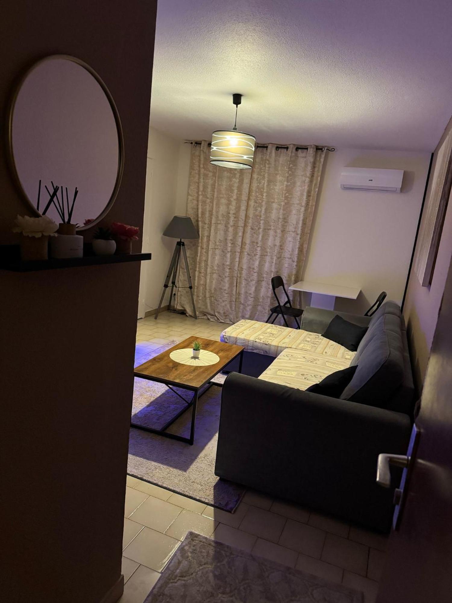 Apartment T2 Plein Sud Clim Wifi Terrasse De 16m2