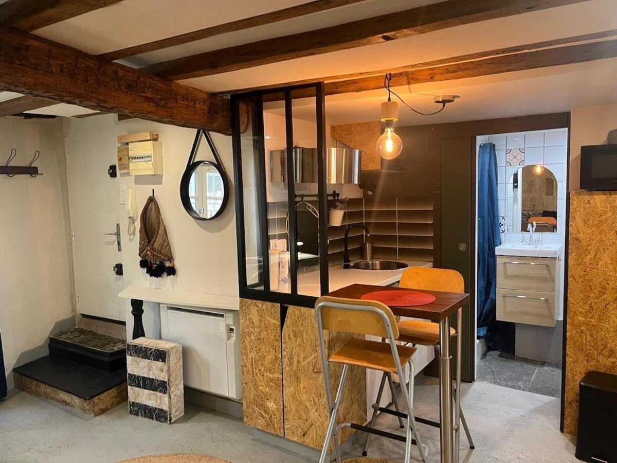 Appartement Charming Studio, Ecusson *