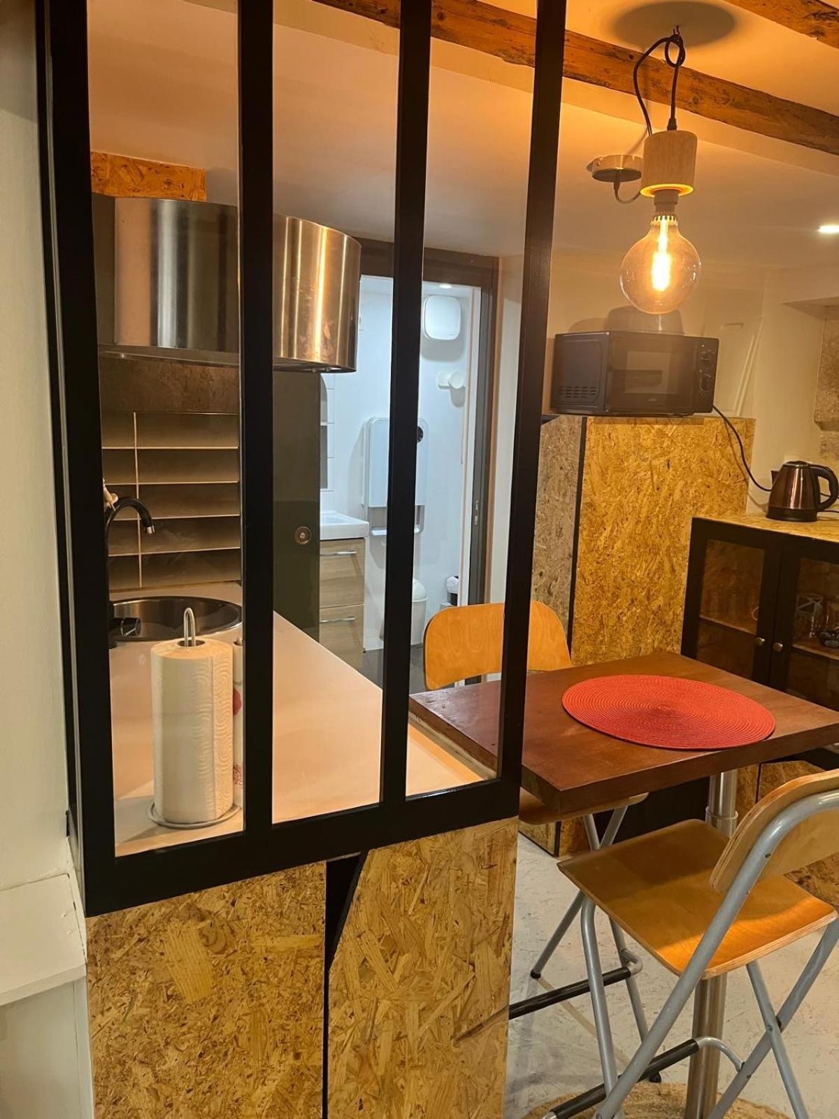 Charming Studio, Ecusson Appartement