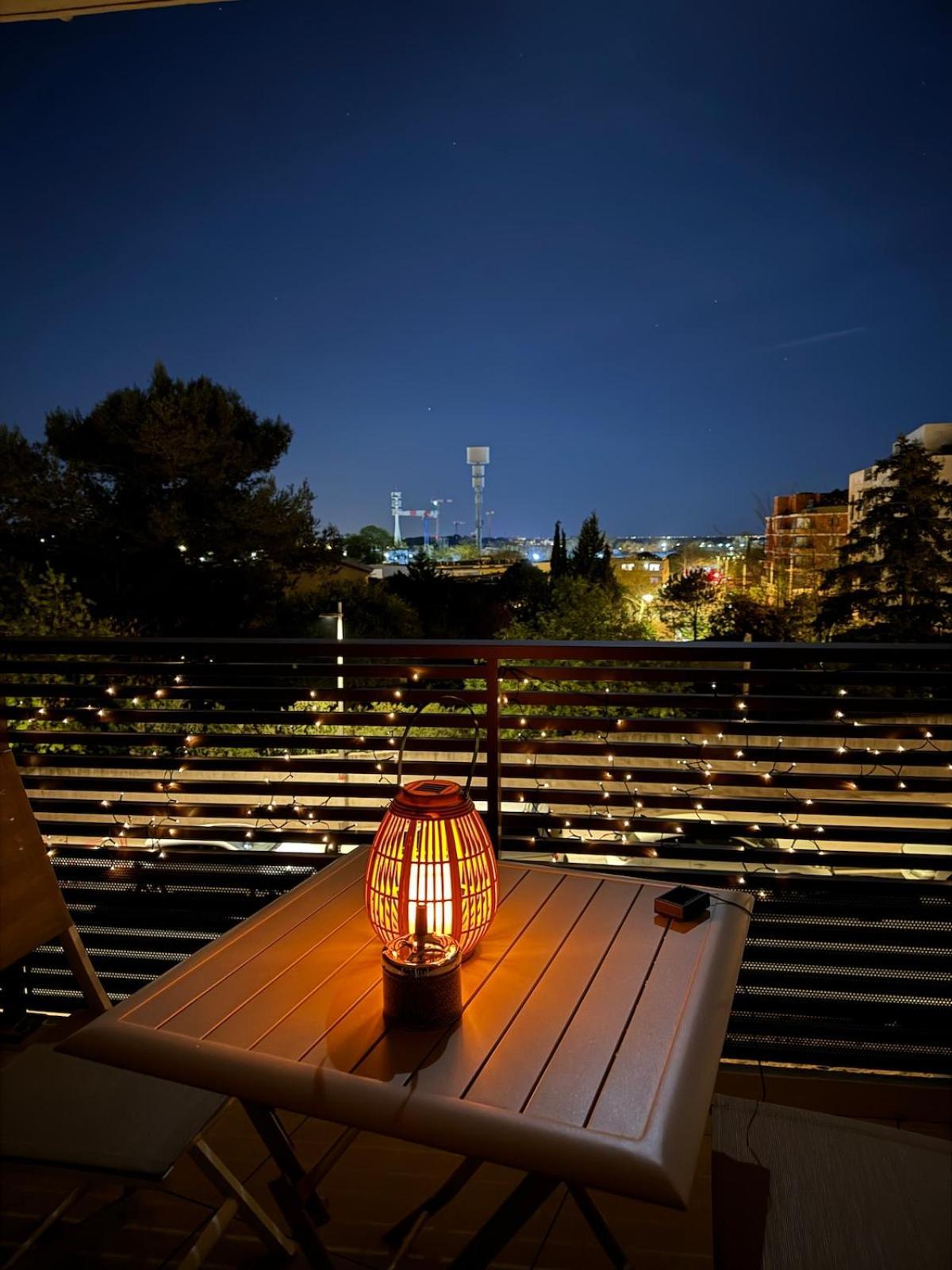 Cozy Proche Du Centre Terrasse,parking Appartement *