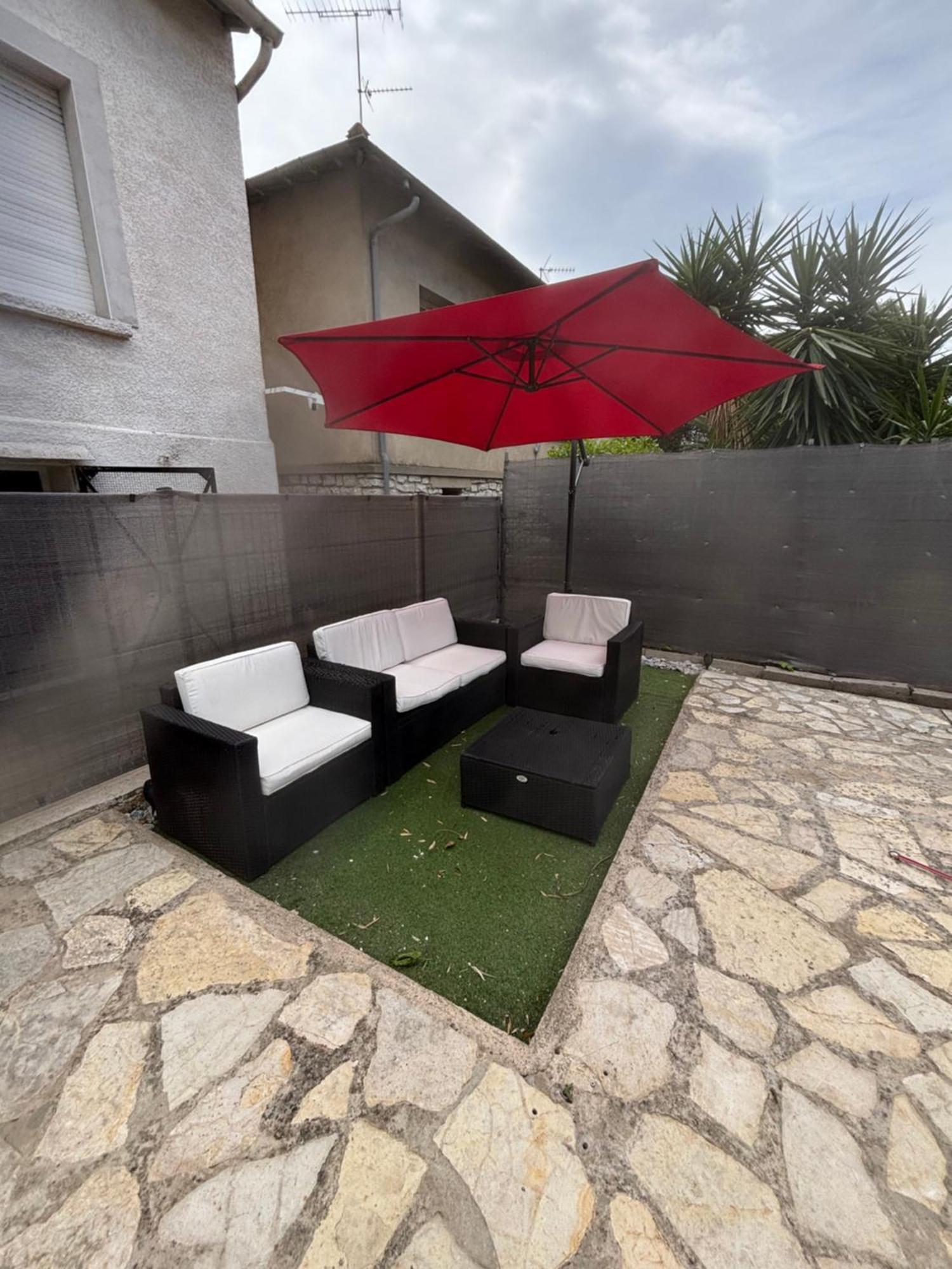 Unique Appartement Zen Et Detente Dans Villa Avec Piscine Tres Bien Place Apartamento *