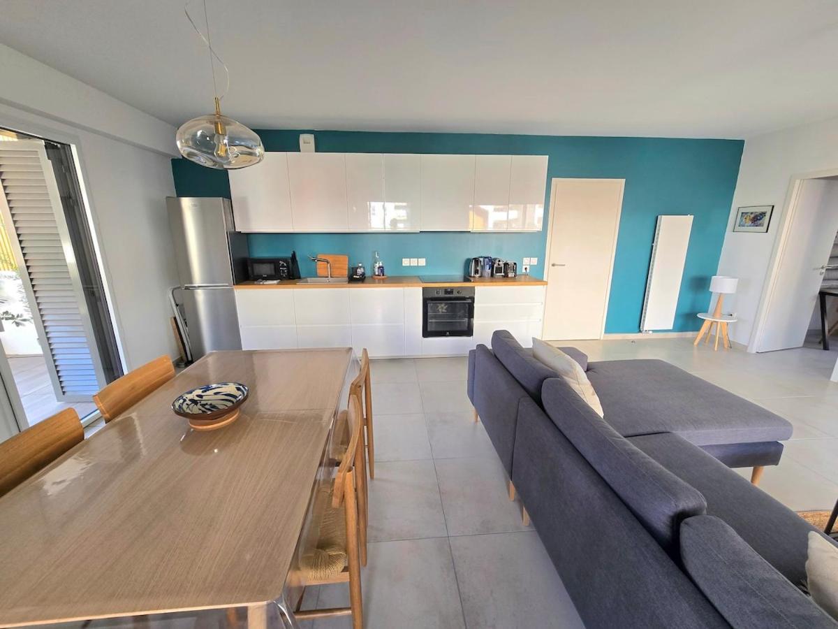Appartement Pavlova : Calme, Vue, Elegant, Spacieux, Sur Et Central *