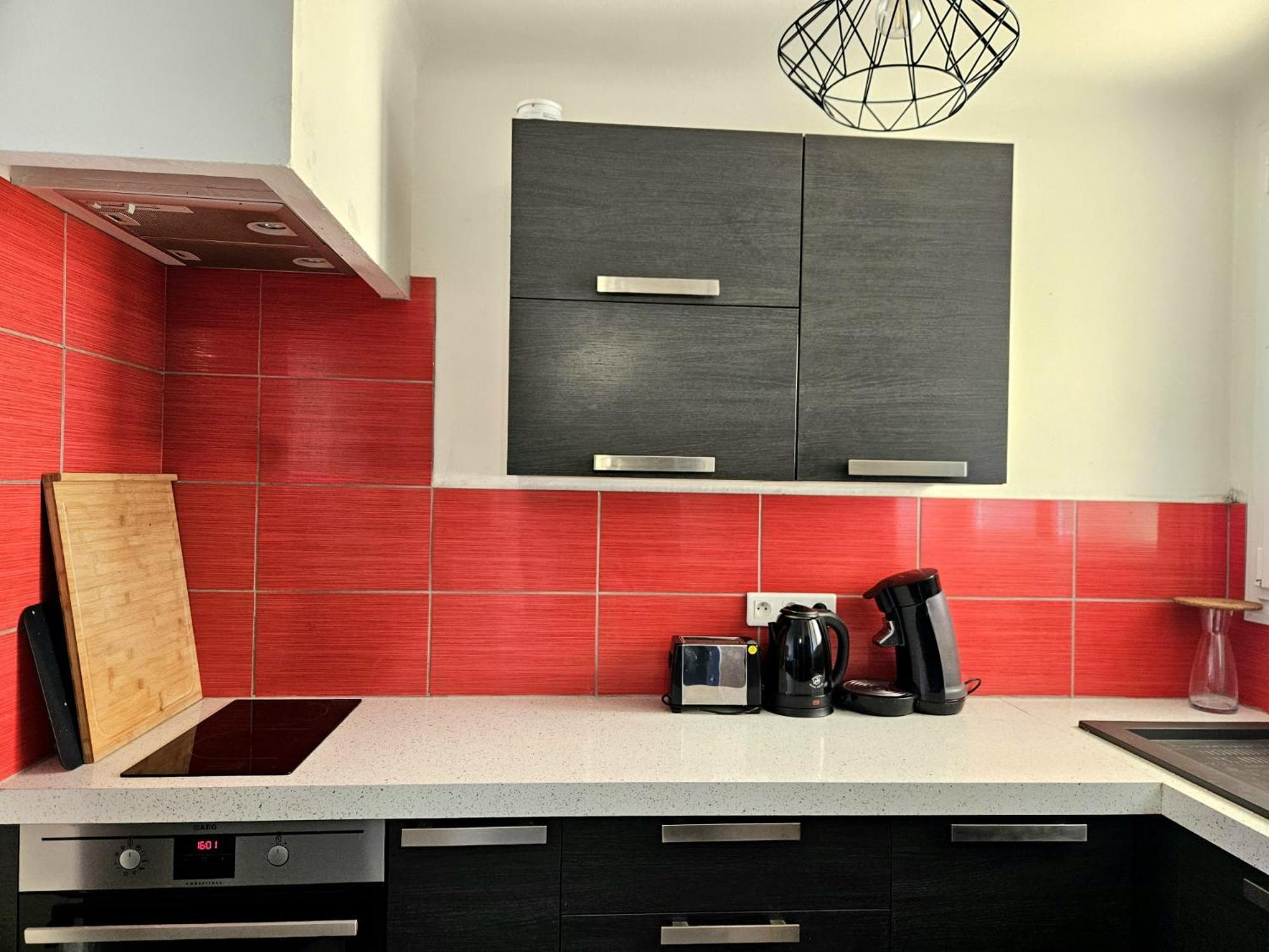 Apartamento T2 Cosy Proche Parc Peyrou Et Jardin Des Plantes *
