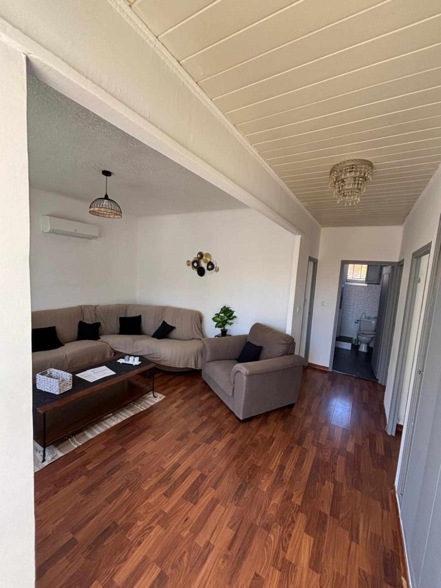 Unique Appartement Zen Et Detente Dans Villa Avec Piscine Tres Bien Place Apartment *
