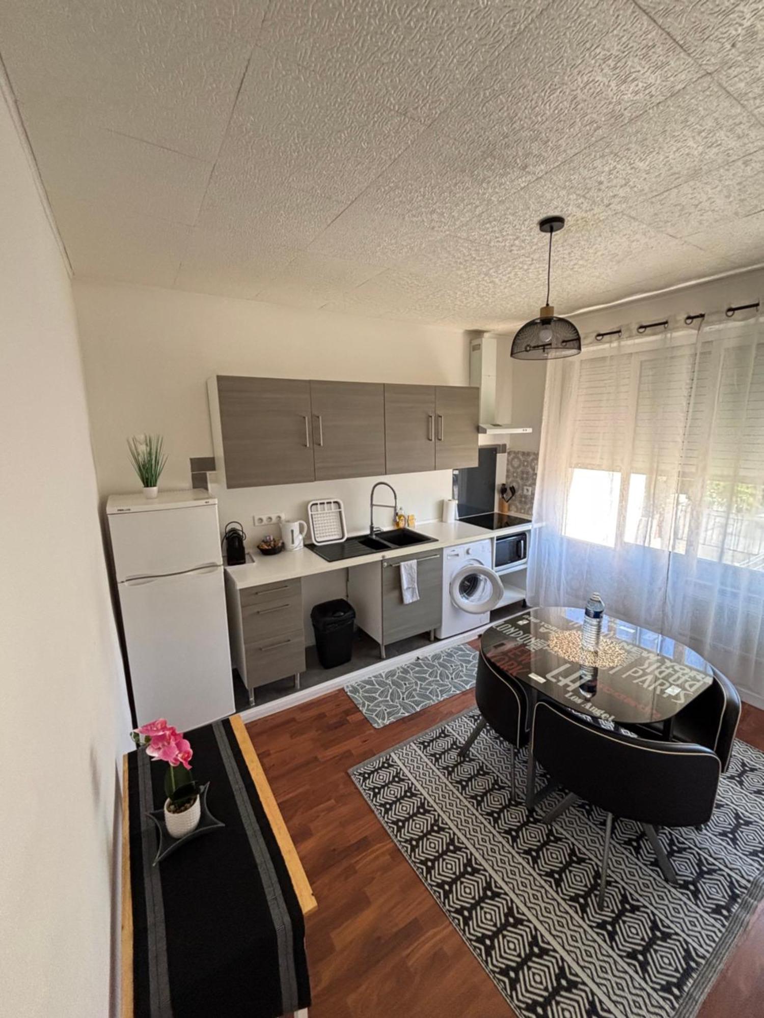 Unique Appartement Zen Et Detente Dans Villa Avec Piscine Tres Bien Place * Montpellier