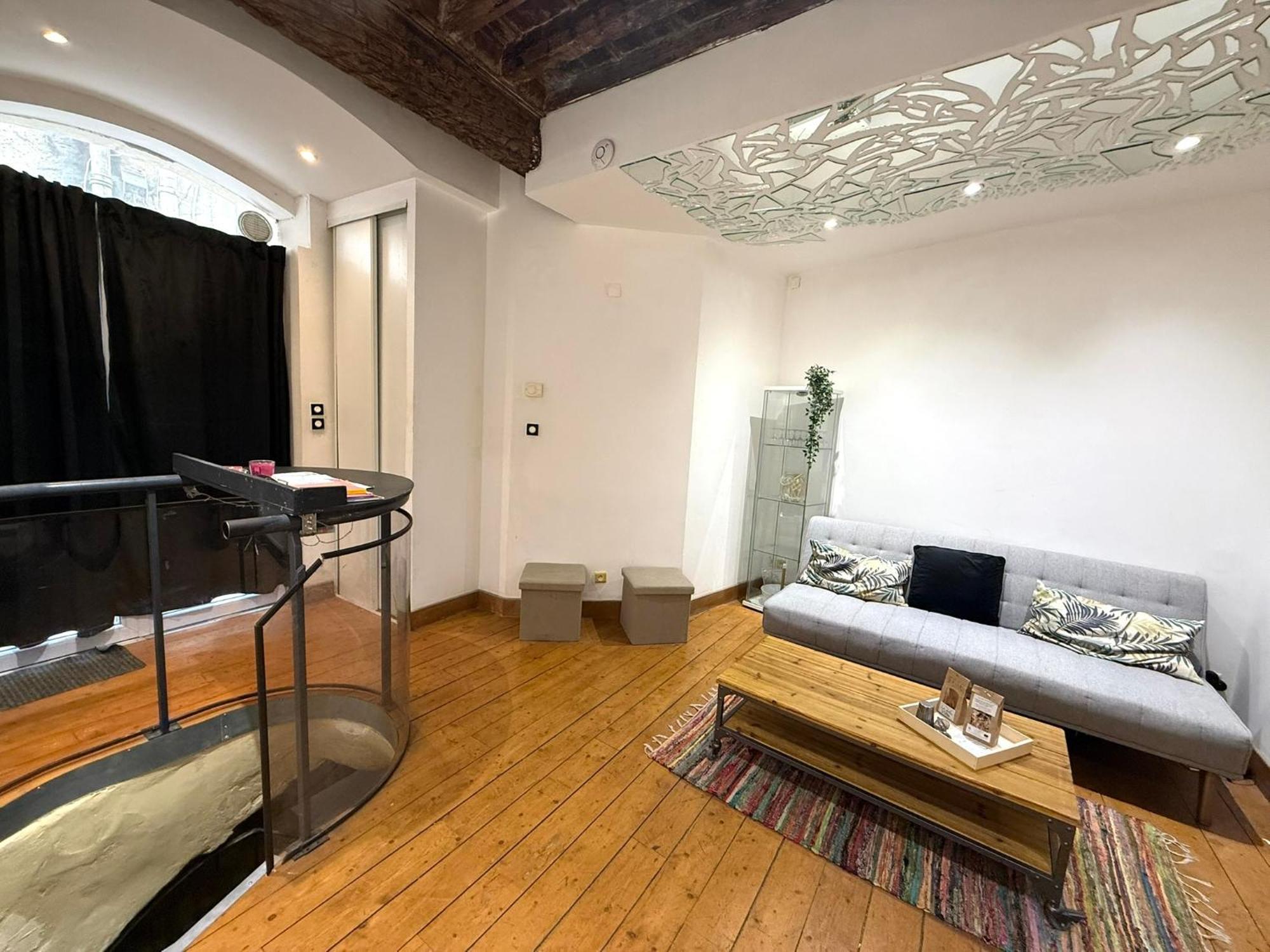 Apartment Atypique 6 Pers Centre De Montpellier