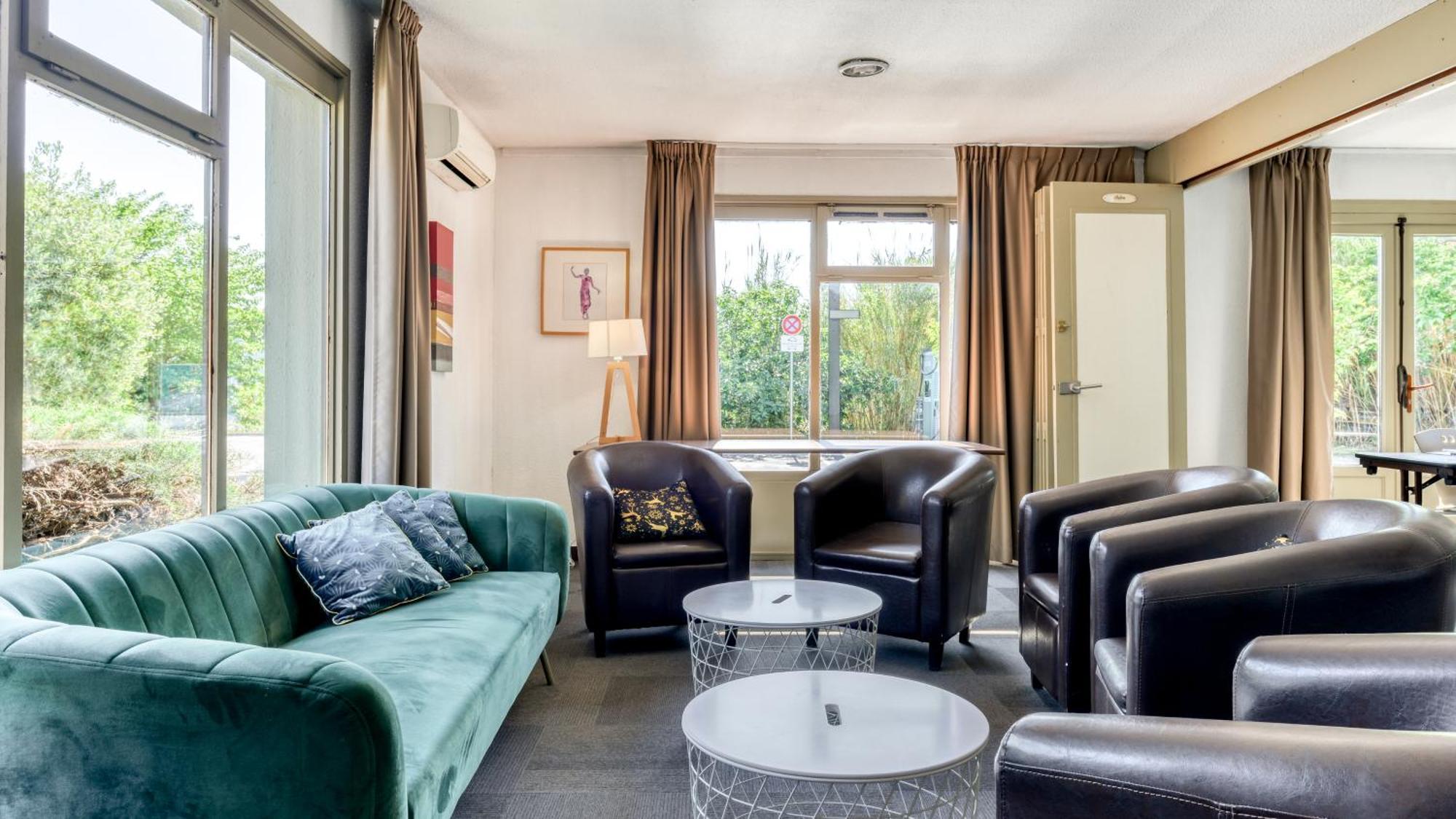 Campanile Sud - A709 Hotel 3*