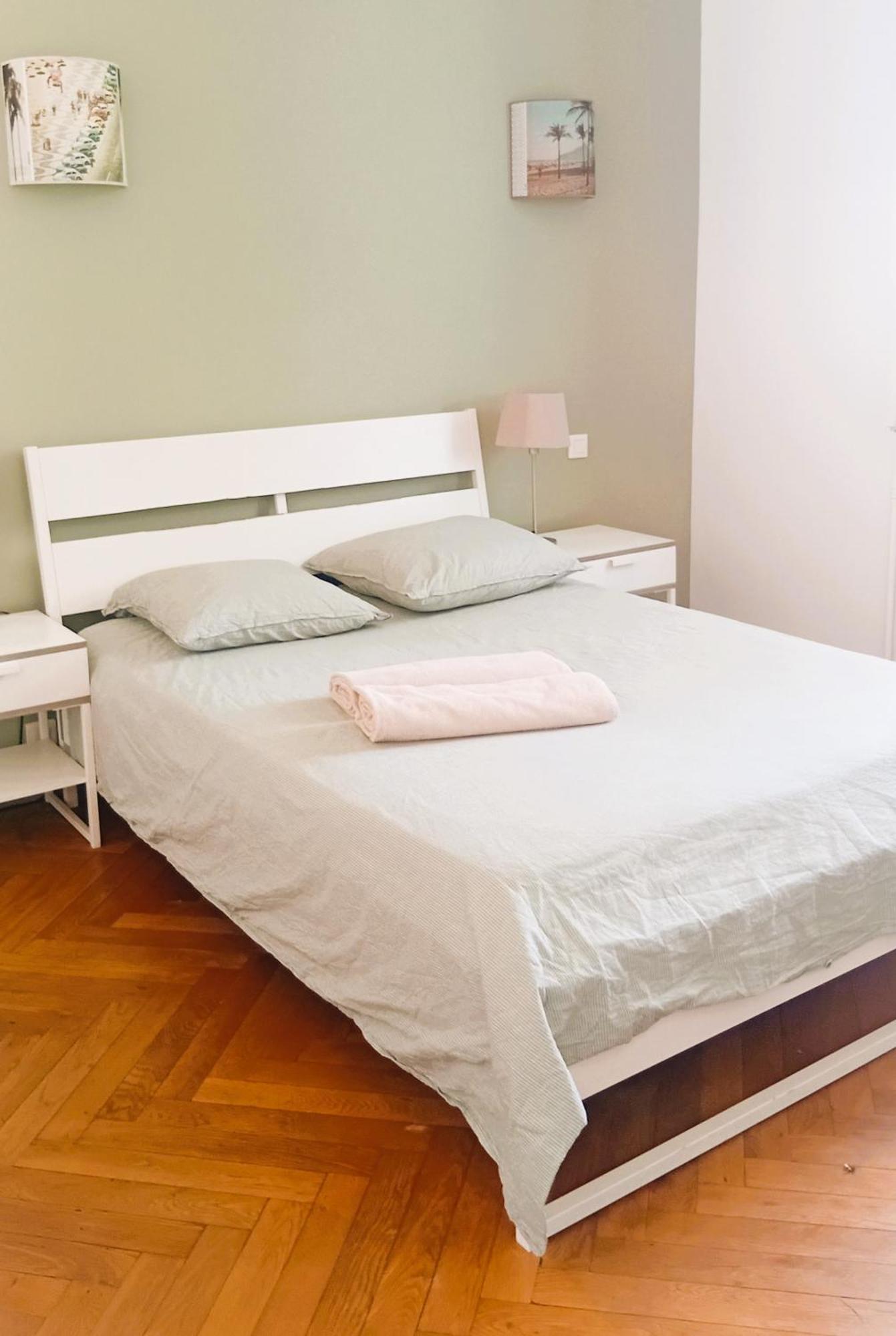 Grande Cosy Avec Salle De Bain Et Wc Privatif Apartamento Montpellier
