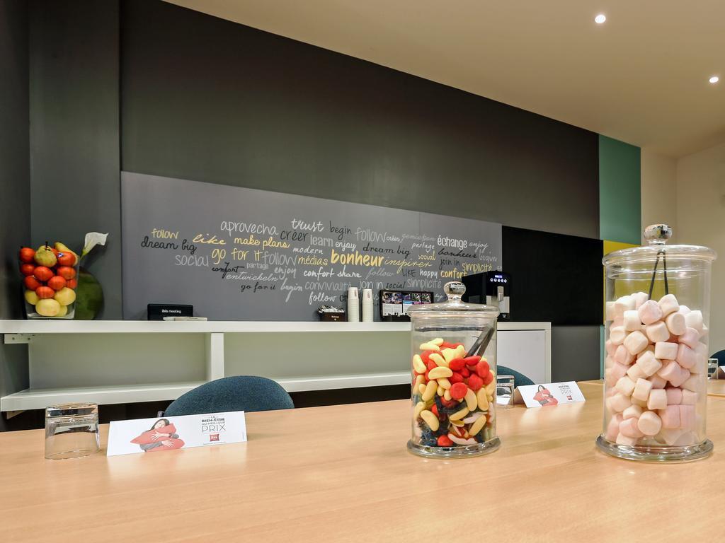 Ibis Centre Polygone 3*