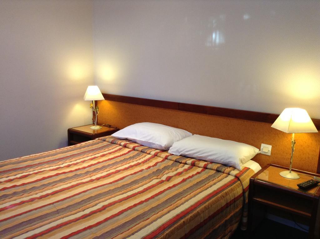 Hotel Les Troenes 2*