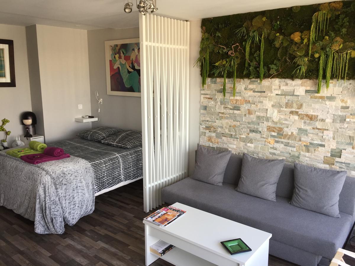 Bed & Breakfast 1 Chambre, 1 P'tit Dej', 1 Sourire