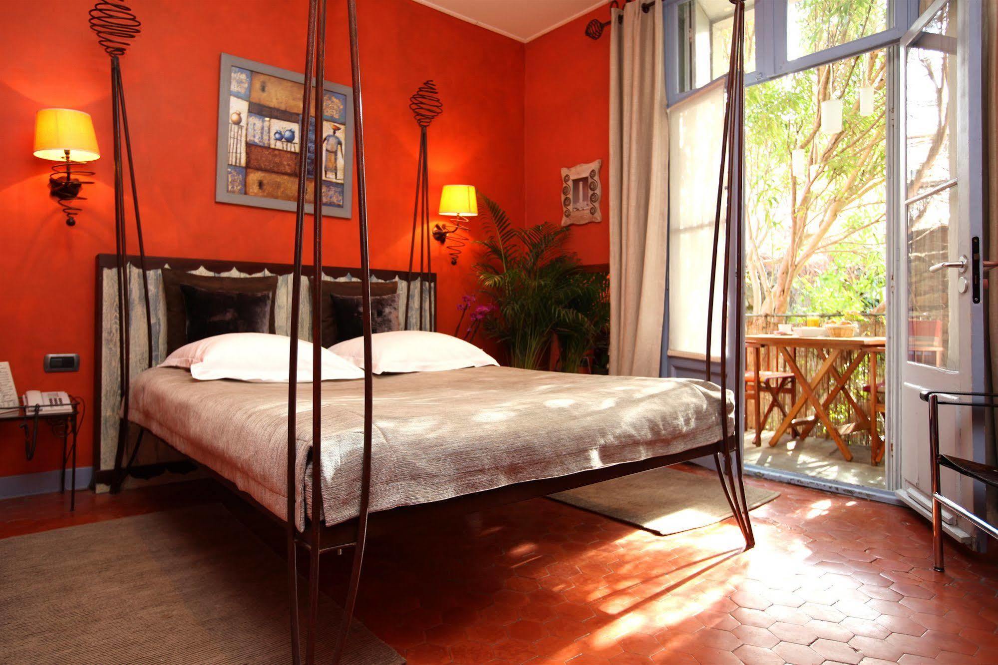 Des Arceaux 3* Montpellier