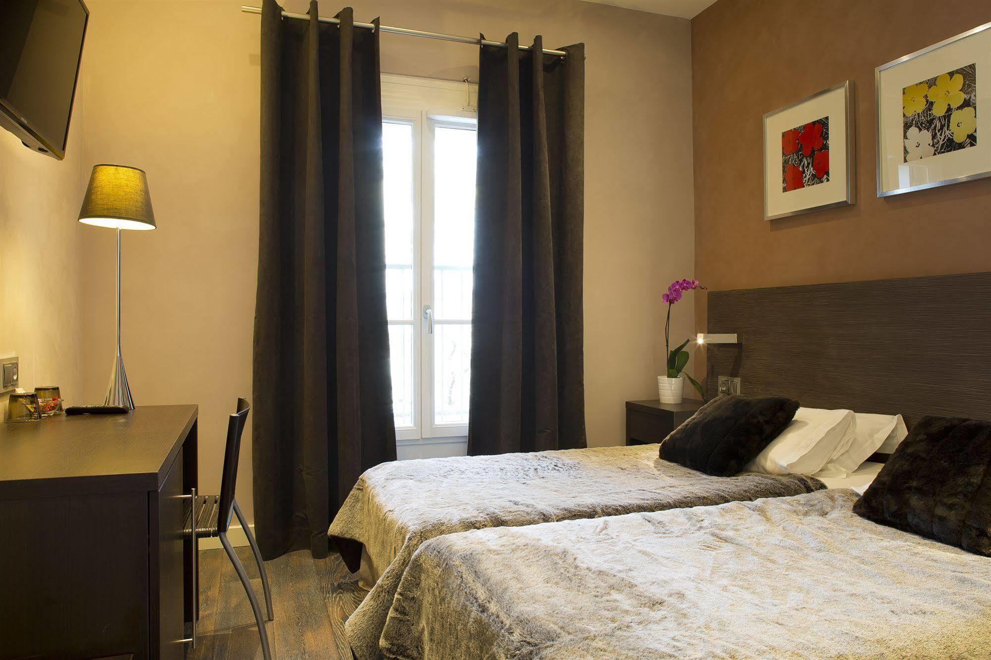 Des Arceaux 3* Montpellier