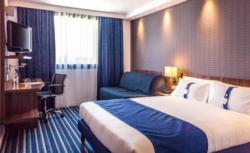 Hotel Holiday Express - Odysseum By Ihg 3*