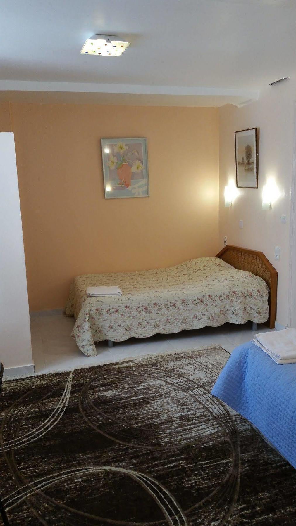 Hotel Des Voyageurs 3*