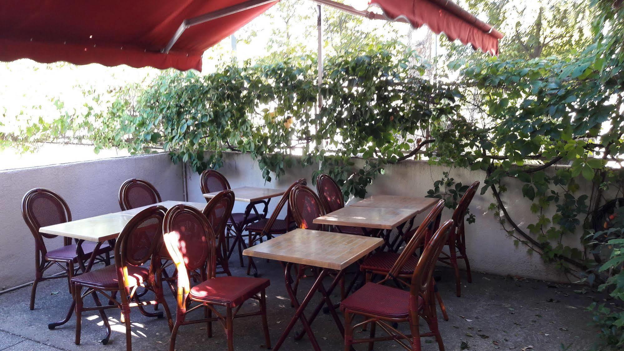 Les Troenes 2* Montpellier