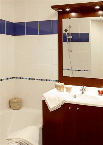 Aparthotel Suiteasy Citadelle 4*